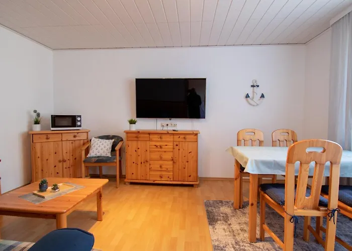 Duenenhaus - Gross - Zum 50m Lägenhet Uckeritz